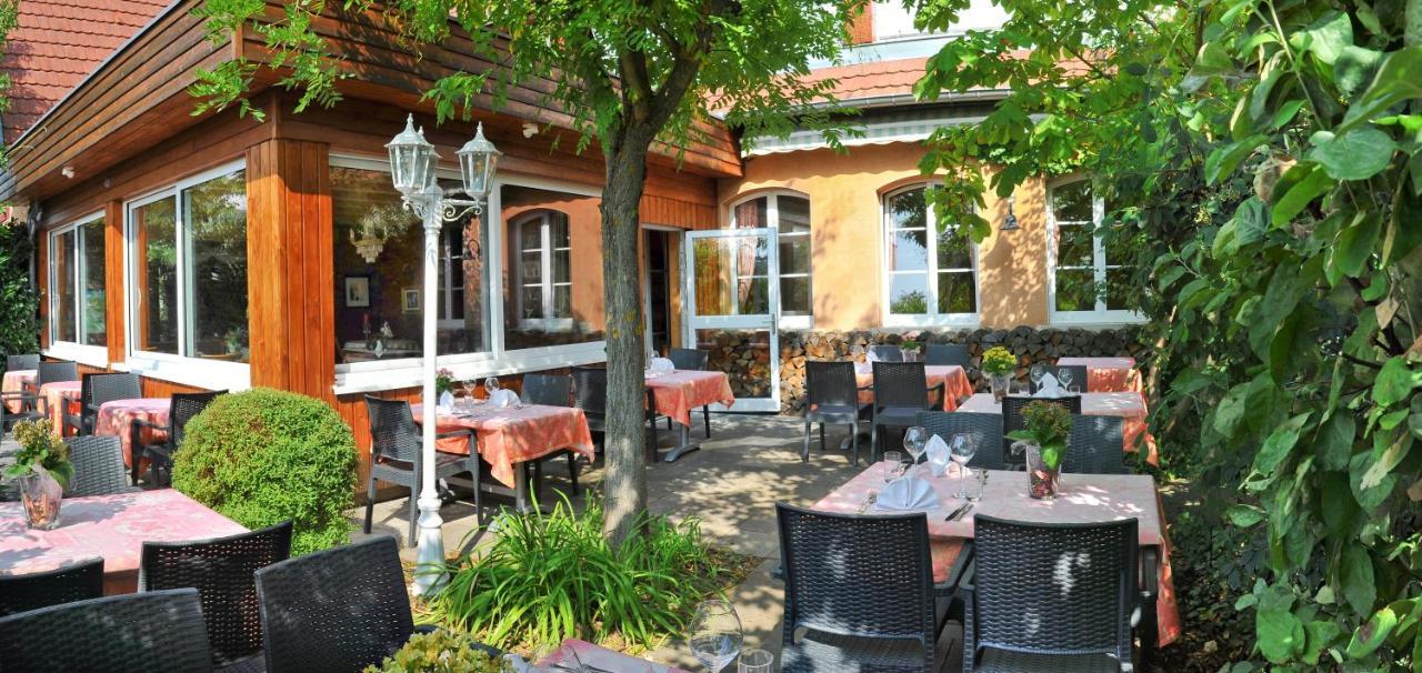 Auberge Ramstein Hotel - Restaurant Scherwiller Buitenkant foto